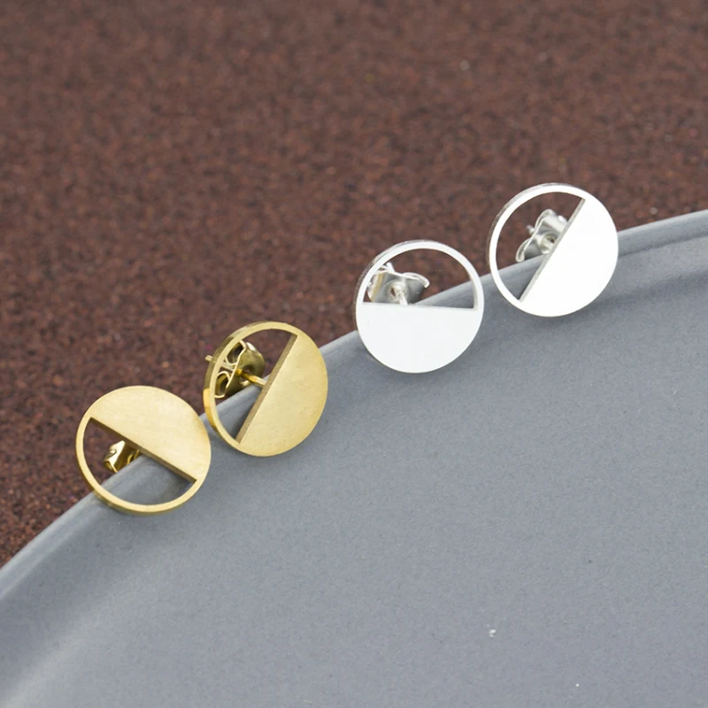 Изящные Ювелирные изделия полукруглые женские серьги-гвоздики золотистого