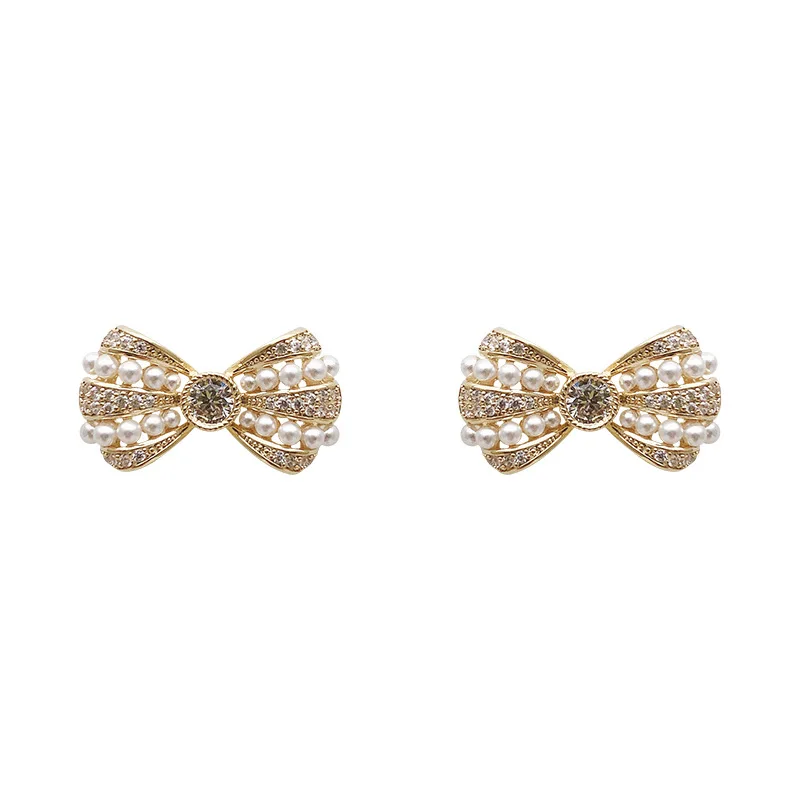 

Butterfly Earring Simple Elegant Pearl White Rhinestone Small Piercing Cute Girl Stud Earring For Party Wedding