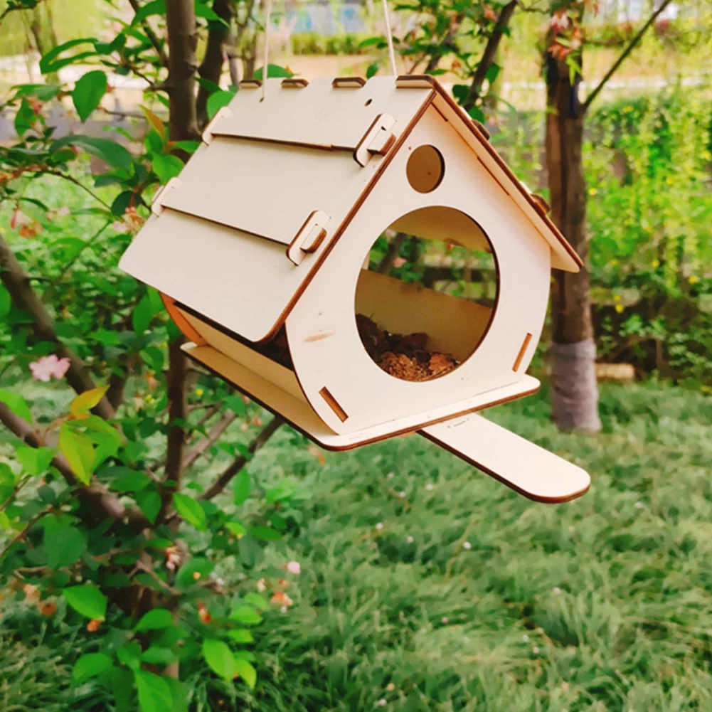 

Hanging Wooden Bird Feeder DIY Assembled Garden Decoration Wild Outdoor Bird Cage Feeder Garden Pendant Bird House Feeder Garden