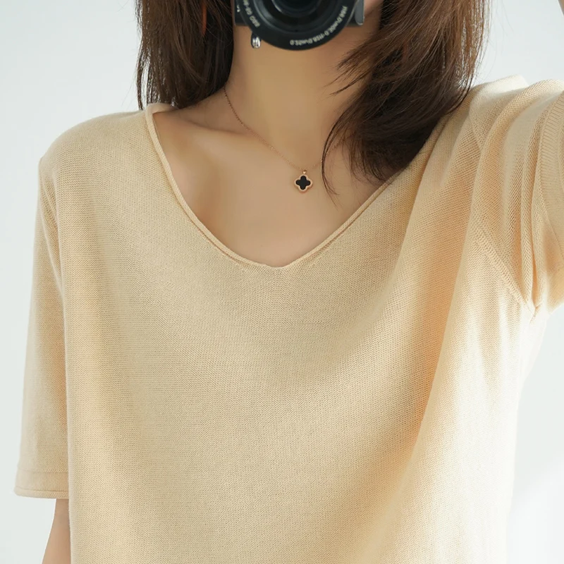 

LHZSYY 2020Summer New Knitted Sweater Short-sleeved Female V-neck Pure Cotton Wild Half-sleeved Big t-Shirt Thin Bottoming Shirt