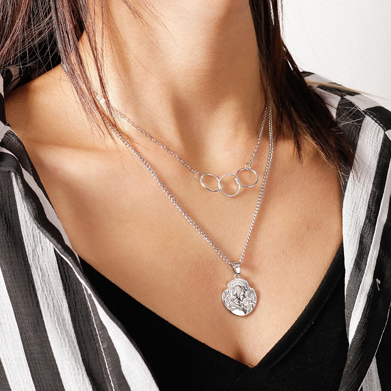 

2021 Metal Circles Portrait Pendants Necklaces for Women Gold Silver Color Multi-Layer Chain Necklace Fashion Jewelry Gifts
