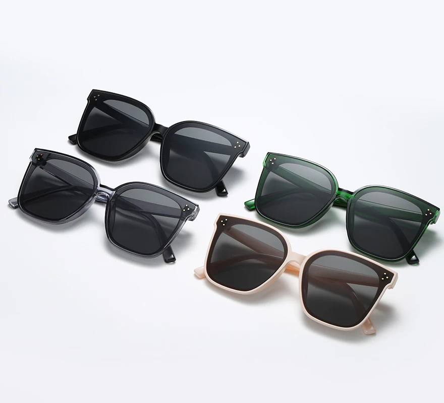 

2021 Metal Luxury Goods Vintage Retro Brand Designer Popular Men Woman Sunglasses Square Classic Shades Sun glasses UV400