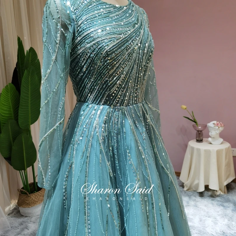 Мусульманское вечернее платье с длинным рукавом роскошное синее средней длины