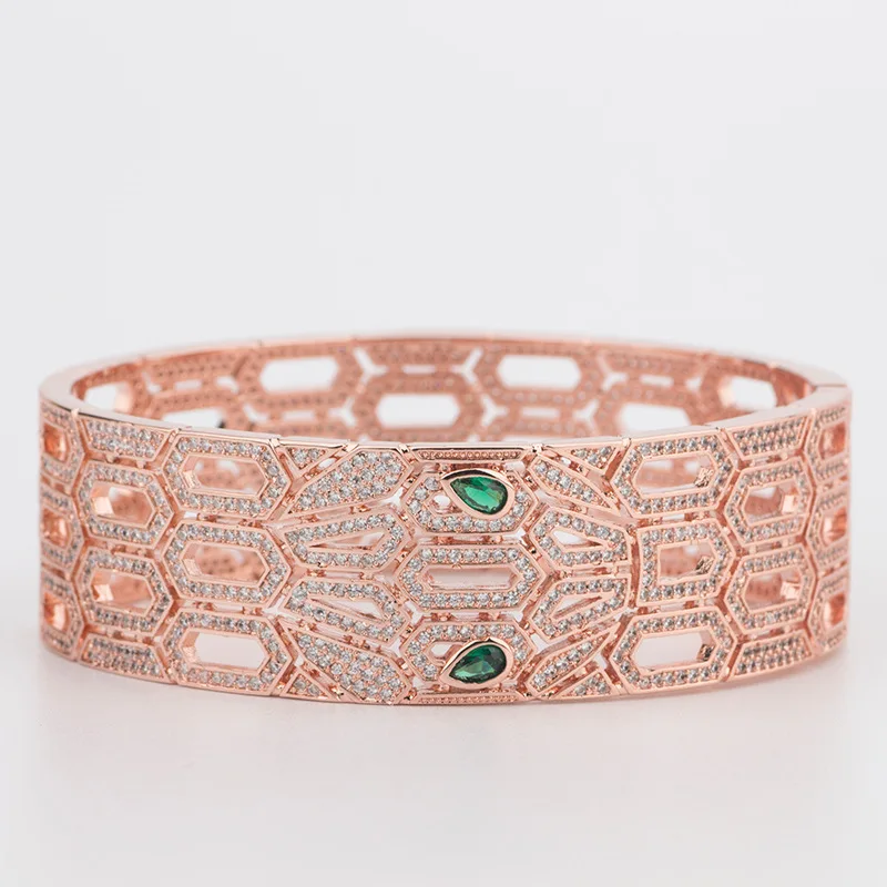 Инкрустированный циркониевый Змеиный глаз в зеленом браслете с отверстиями для