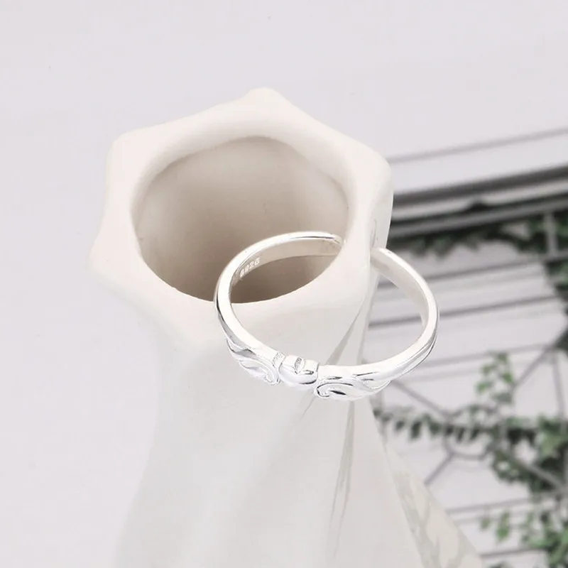 Женское кольцо с подвеской в виде крыла черное серебряным покрытием|Кольца для