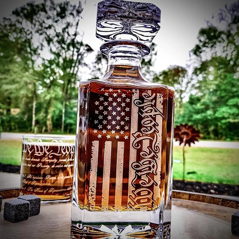 

American Flag Design Whiskey Decanter /display Bottle/aromatherapy Bottle For Multi-purpose Диспенсер Для Напитков（No Cup）