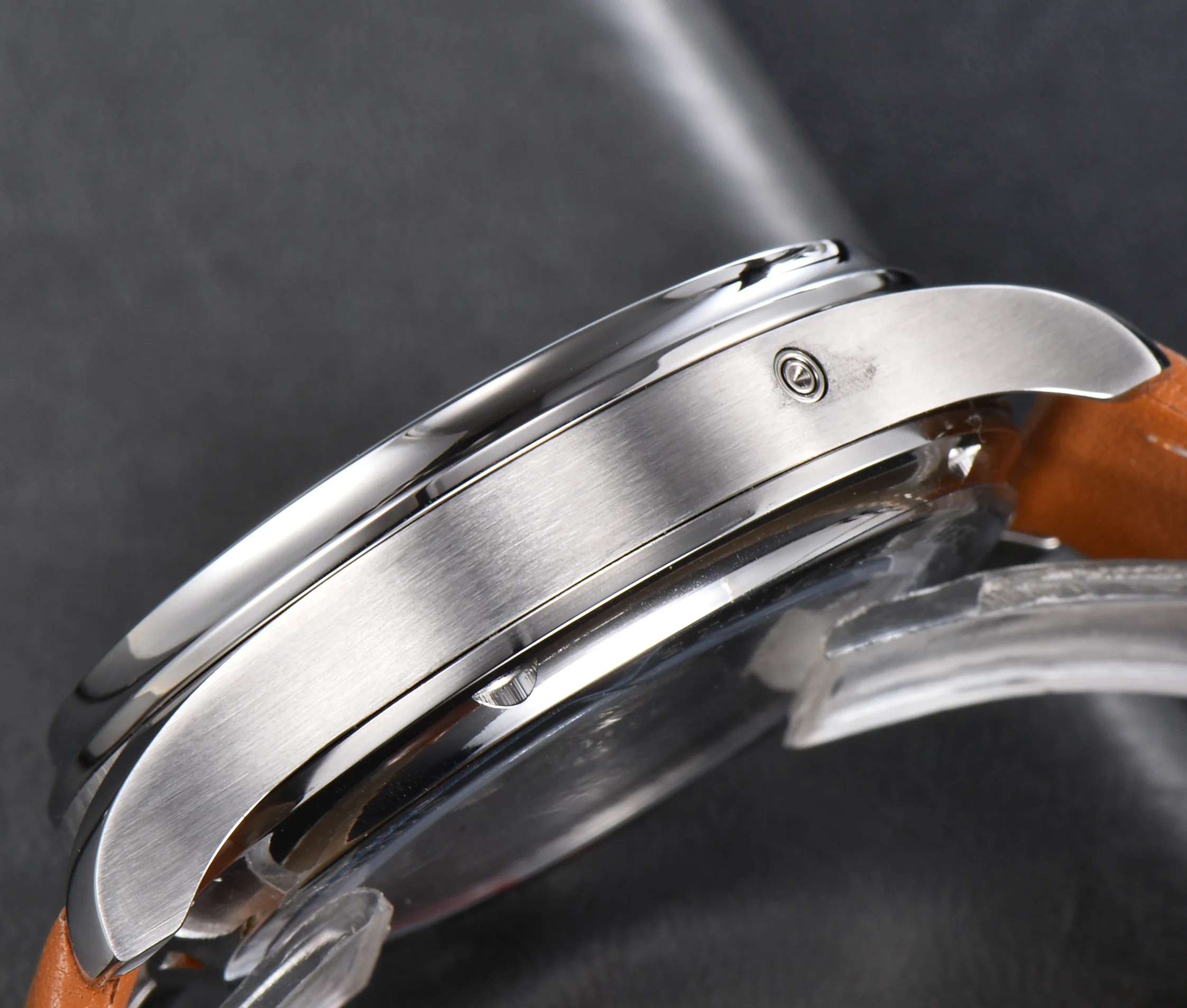 

42.5MM Men's Watch With Tianjin2502 Automatic Movement Calendar week flywheel Stainless steel Case Leather Strap