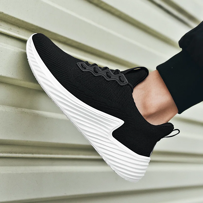 Кроссовки мужские легкие удобные из сетчатого материала плоская подошва для