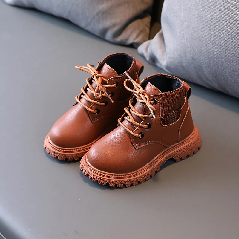 Классические черные коричневые белые осенне-зимние ботинки на платформе для