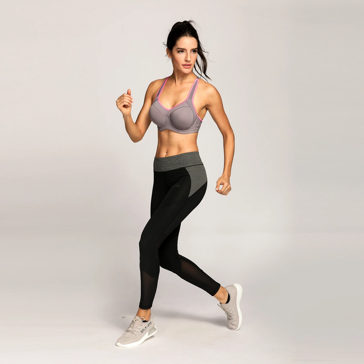 

Women's Full Support High Impact Racerback Lightly Lined Underwire Sports Bra