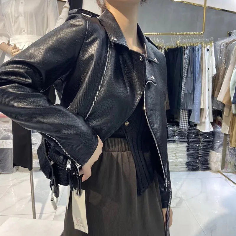

PU Leather Coat Women Spring 2021 New Lapel Short Slim Snake Pattern Zipper Long Sleeve Motorcycle Biker Jacket Jaqueta De Couro