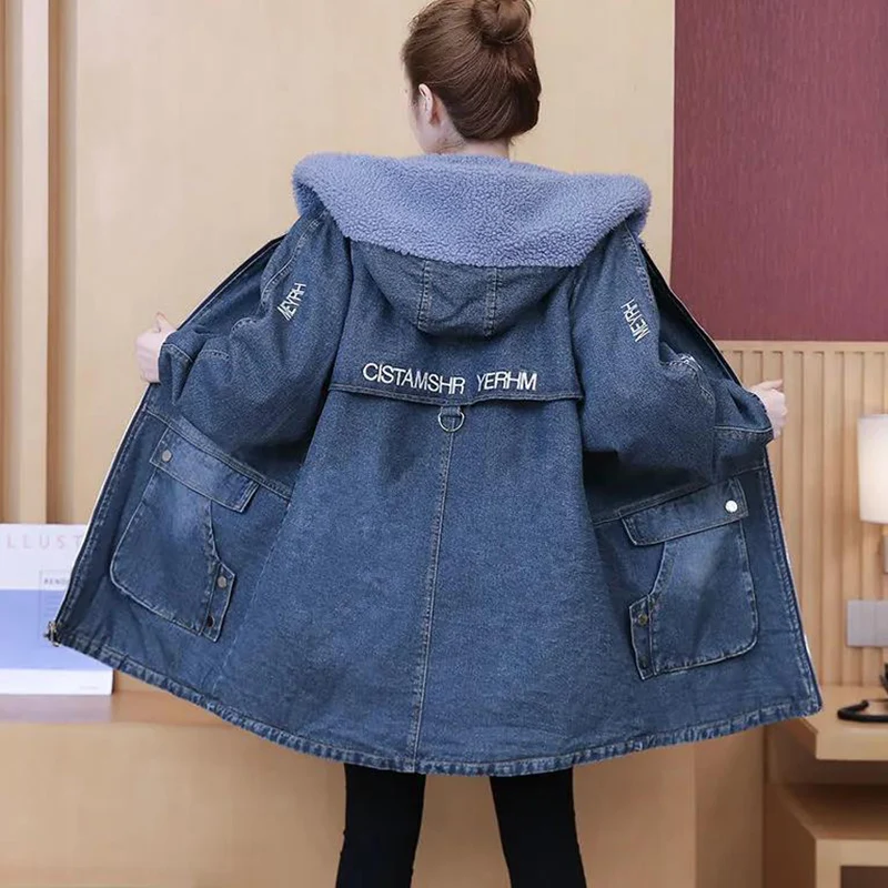 

Womens Long Trench Coat Plus Size Lamb Wool Denim Jacket Autumn Winter Loose Korean Fashion Plus Velvet Warm Bomber Jacket 5XL