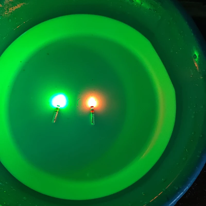 10pcs Light Sticks Green / Red Work with CR322 Battery LED Lamp Lightstick Luminous Night Fishing Tackle Accessory B514