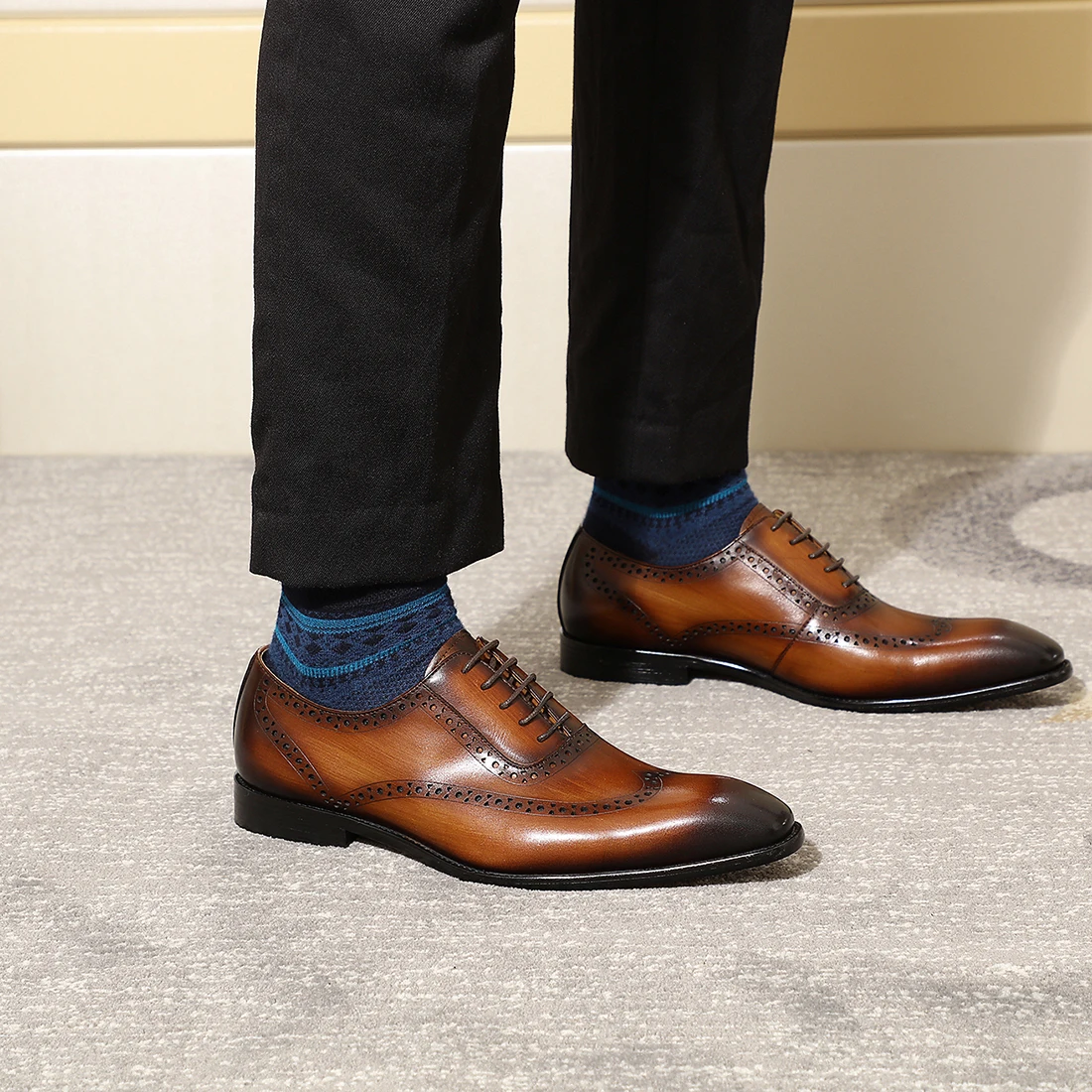 Туфли-Броги мужские из натуральной кожи на шнуровке с острым носком | Обувь