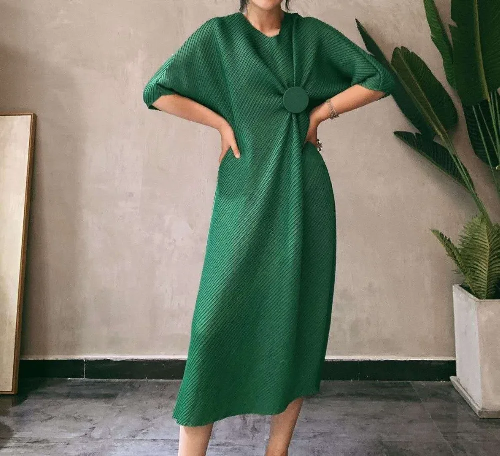 Miyake модное платье на запястье с коротким рукавом, с блестками, с круглым вырезом, со складками, на пуговицах, прямое платье