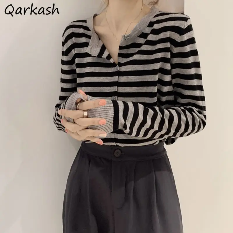 

Укороченный кардиган для женщин осень Модный базовый с длинным рукавом мягкий Ulzzang полосатый трикотаж Удобный Повседневный весенний женск...