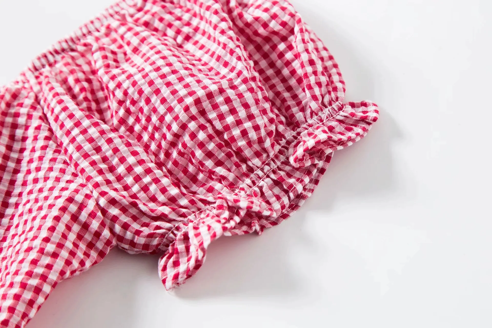 

Shirts & Blouses