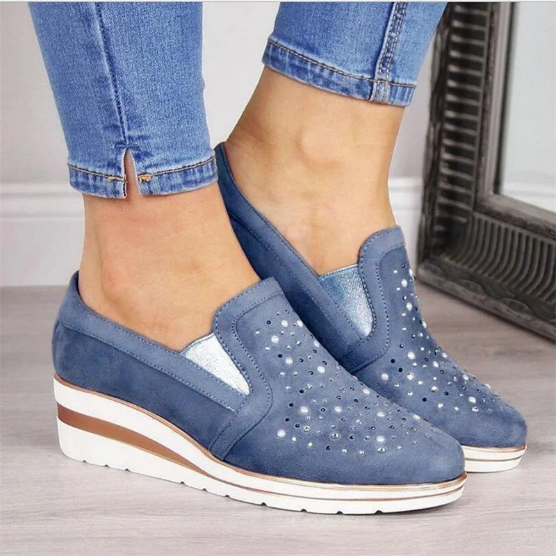 

Summer Women Wedge Canvas Shoes 2019 New Casual Ladies Single Shoes Plus Size Breathable Rhinestone Slip-on Women Sandals Pumps