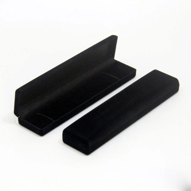 

Бархатная коробка для браслетов и ожерелий