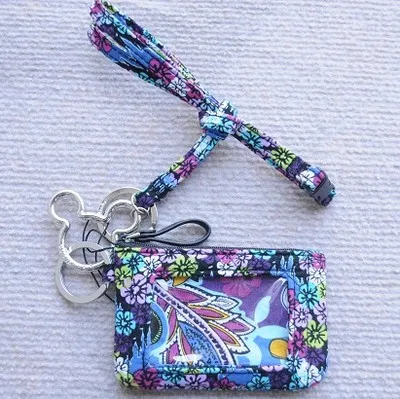 

M Zip ID Case+Lanyard