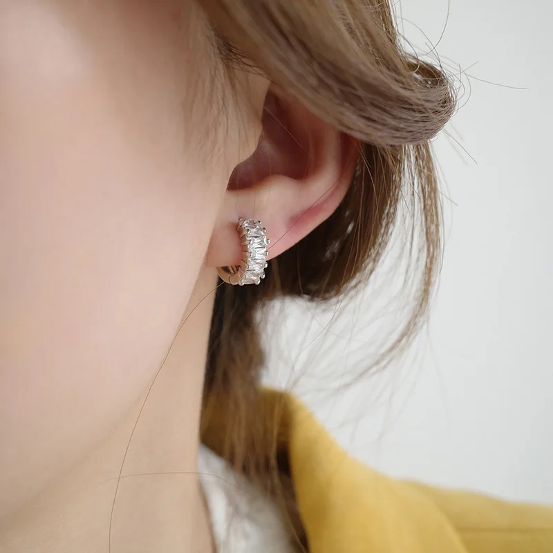 

ZAKOL New Arrival Simple Classic Crystal Geometric Hoop Earrings For Women Elegant Fashion Gold Color Metal Party