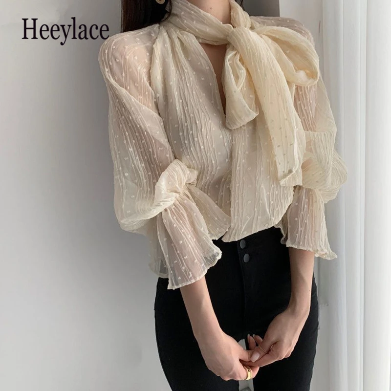 

Sexy Lace Up V-neck Pleated Polka Dot Shirt 2020 New Flare Sleeve Women Blouses Autumn Simple All-match Femme Blusas