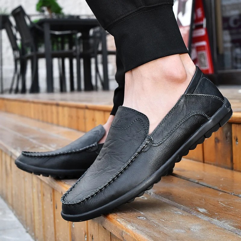

Men's Loafers Moccasins Breathable Leather Casual Shoes Brand 2020 Comfortable Slip on Soft Driving Shoes Male Flats Footwear