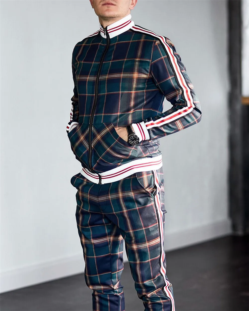 

Men's Tracksuit Spring Autumn Fashion Plaid Tracksuit Casual Two Piece Set Men's Sports Suit Men's Clothing Men Sets
