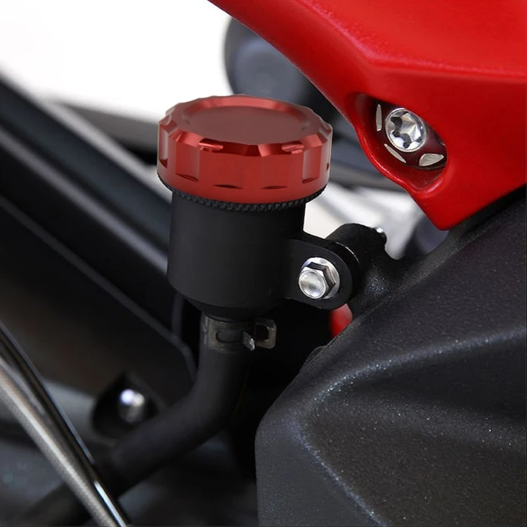 

Motorcycle Rear Brake Fluid Reservoir Cap Oil Cup Cover For YAMAHA MT-10 FZ-10 2016-2017 Motorbike Cylinder Cup Parts MT10 logo