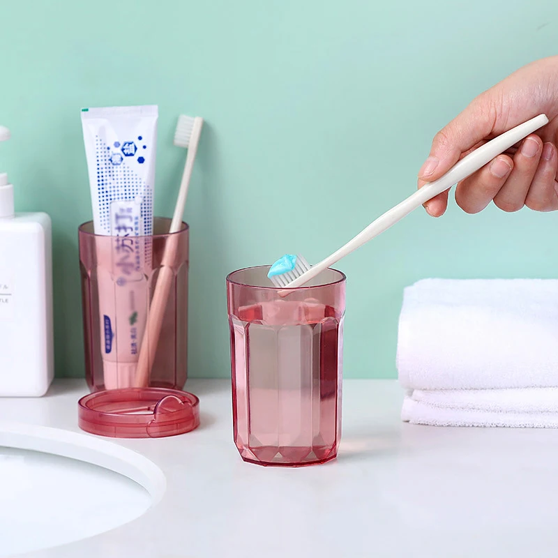 Пластиковая чашка для полоскания рта в ванную комнату портативный бытовой