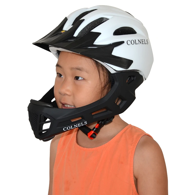 EPS + PC материал Детский защитный шлем велосипедный классический черный и белый