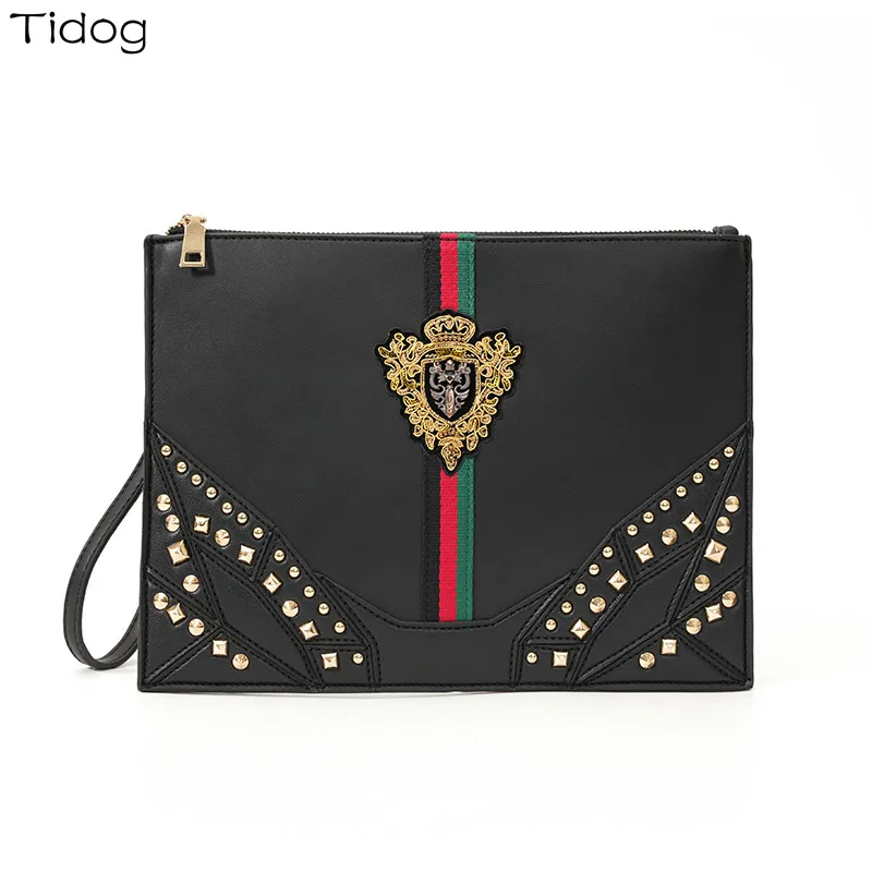 

Tidog New hand bag street fashion personality rivet hand clutch bag