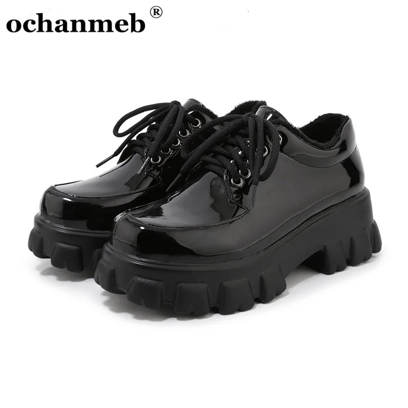 Новые женские весенние туфли на плоской платформе Большие размеры размера плюс 46