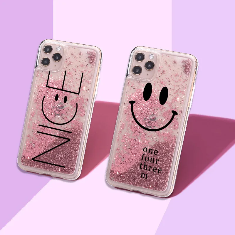 Милая улыбка уход за кожей лица позитивные вибрации блеск жидкости в режиме