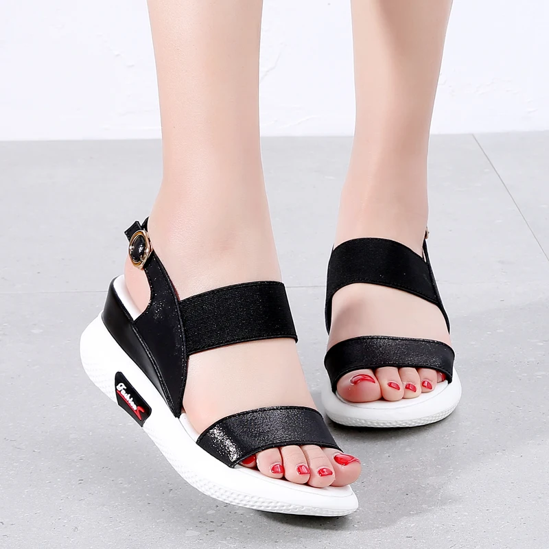 

New Fashion Split Leather Women Sandals Flat Platform Women Summer Shoes Sneakers Open Toe Breathable Ladies Beach Sandals
