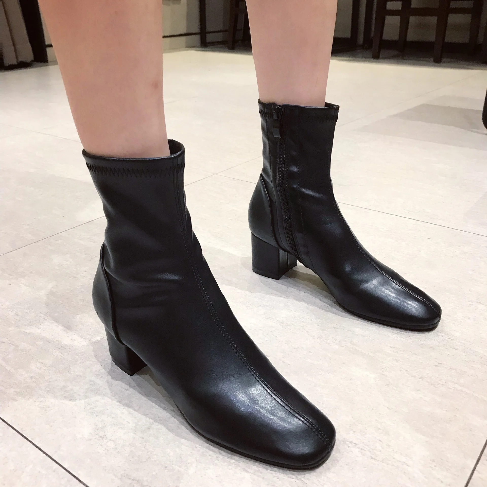 

Martin Boots Women'S New New Short Boots Square Head Slimming Semi-High Heeled Fashion Retro Socks Boots Chimney Boots
