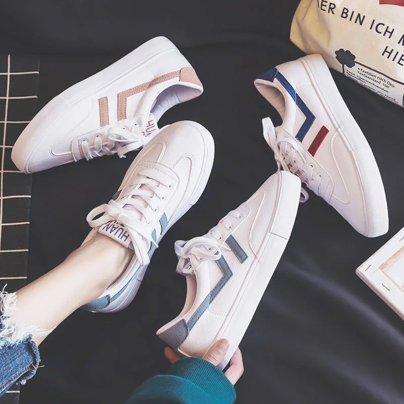 Кроссовки женские из ПУ кожи Вулканизированная подошва Классическая