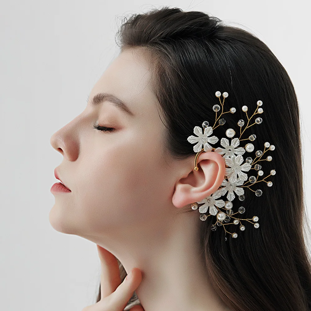 

1PC Bridal Gold Metal Clip on Earrings for Women Flower Handmade Pearls Leaf Ear Cuff No Pierced Crystal Wedding Party Jewelry