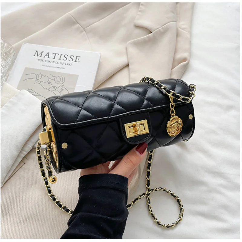 

High-quality Ladies Rhombic Lock Chain ShoulderBag 021Autumn and Winter New Female Bag Fashion Underarm Bag Casual Messenger Bag