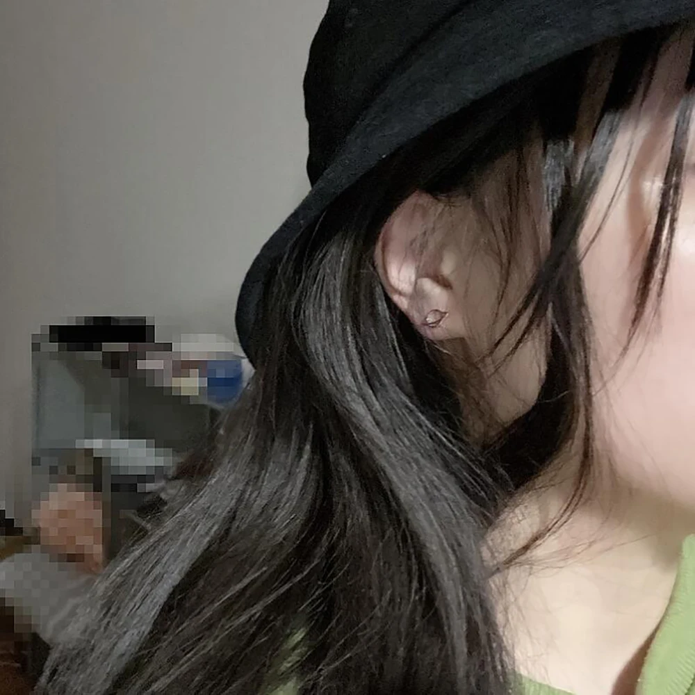 Серьги-гвоздики из нержавеющей стали изящное золото космос Вселенная Сатурн