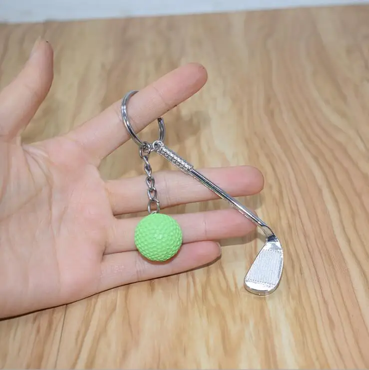 Мини-брелок для гольфа в спортивном клубе