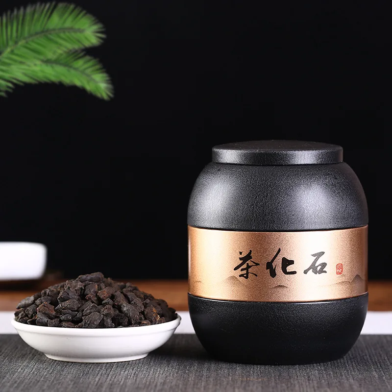 

Yunnan Pu'er Tea 2009 Menghai густой глутиновый ароматный чай Puer Tea ископаемый сломанный серебряный старый чай 500 г железная банка