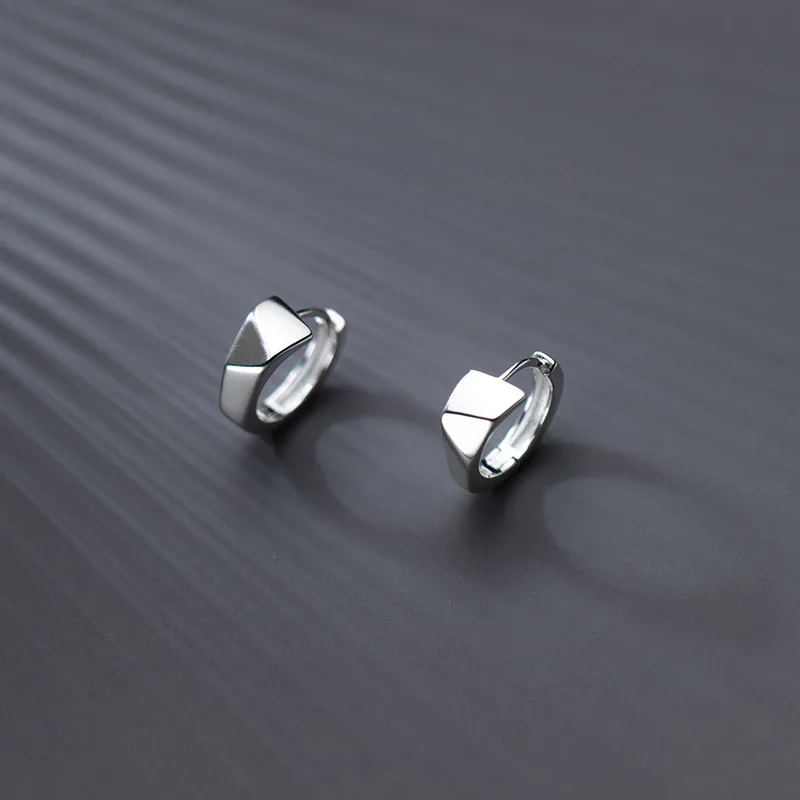 

Серьги-кольца Huggie, 13 мм х 6 мм, из 100% серебра 925 пробы, с граненой геометрической огранкой, C-G9601