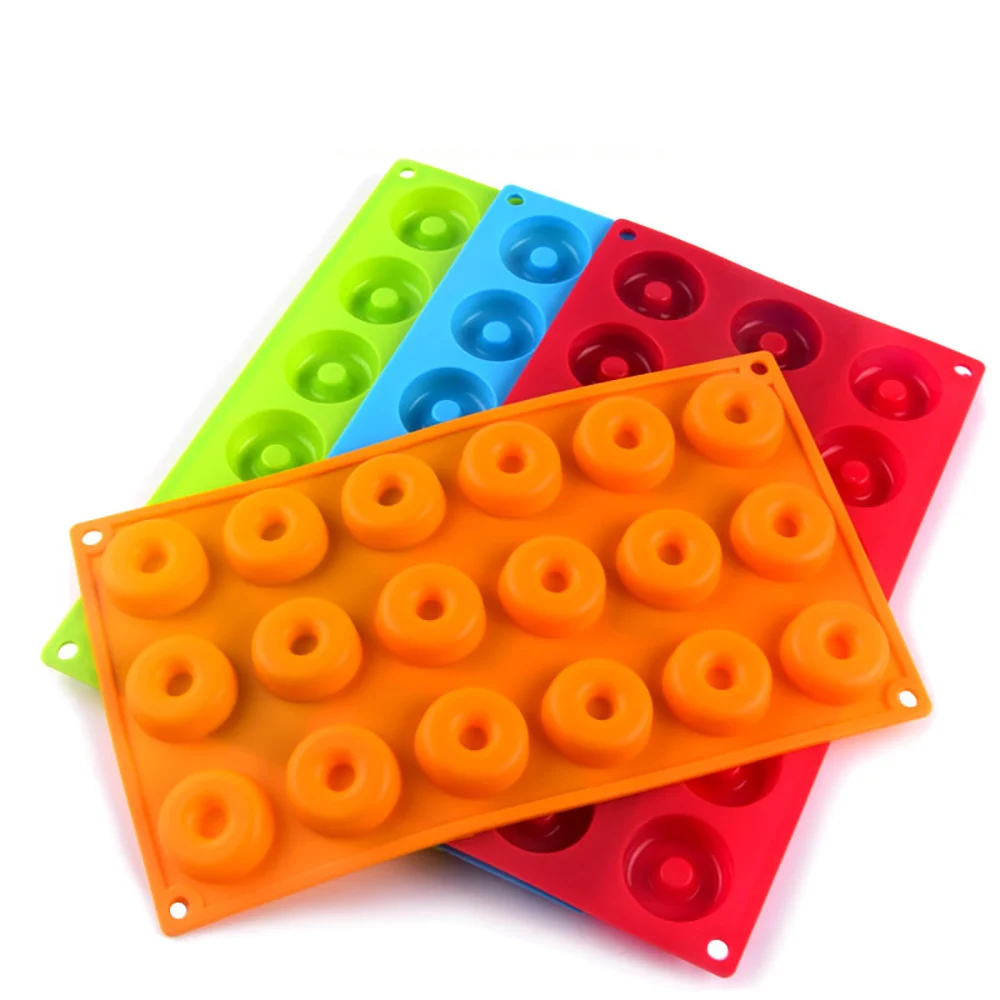 

18 Holes Donut Mold DIY Cake Mould Kitchen Tool Chocolate Biscuit Cake Mold Non-Stick Candy 3D Mold Silicone Donut Baking Pan