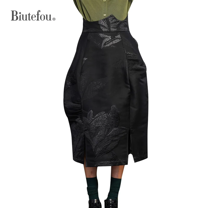 

2022 Spring Women Dark Texture Jacquard Bud Silhouette Skirt