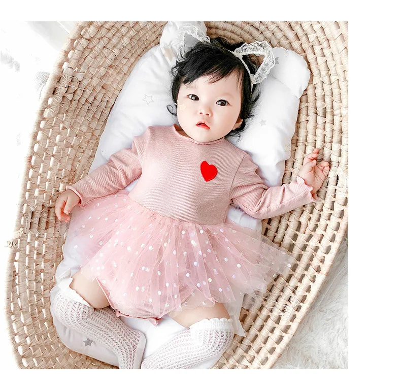 

2021 Autumn New Style Baby Girl Baby Love Mesh Stitching Dress Bodysuit Long-sleeved Bodysuit Infant Girl