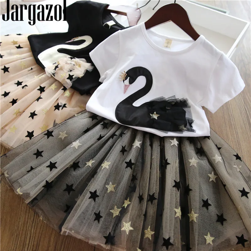 

Милый комплект одежды для маленьких девочек с изображением лебедя с аппликационной вышивкой и сетчатая расшитая блестками-звездочками, юбка модной летней одежды для детей, в Корейском стиле, комплекты одежды