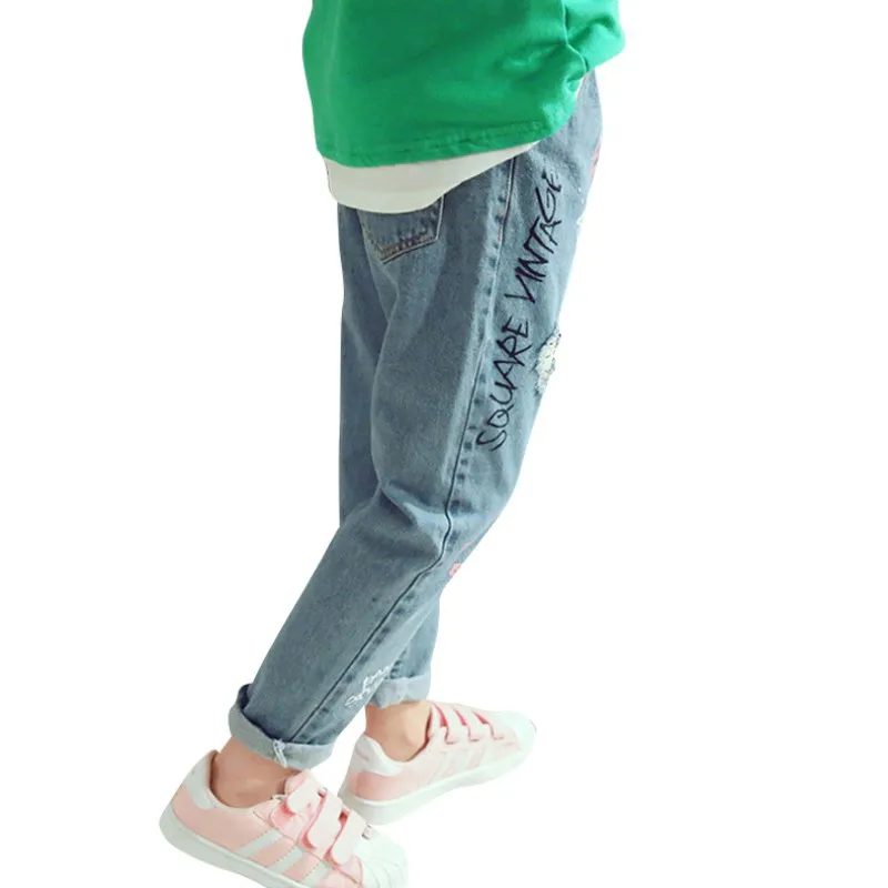 Джинсы с дырками для мальчиков и девочек сезон весна лето осень коллекция 2018 года