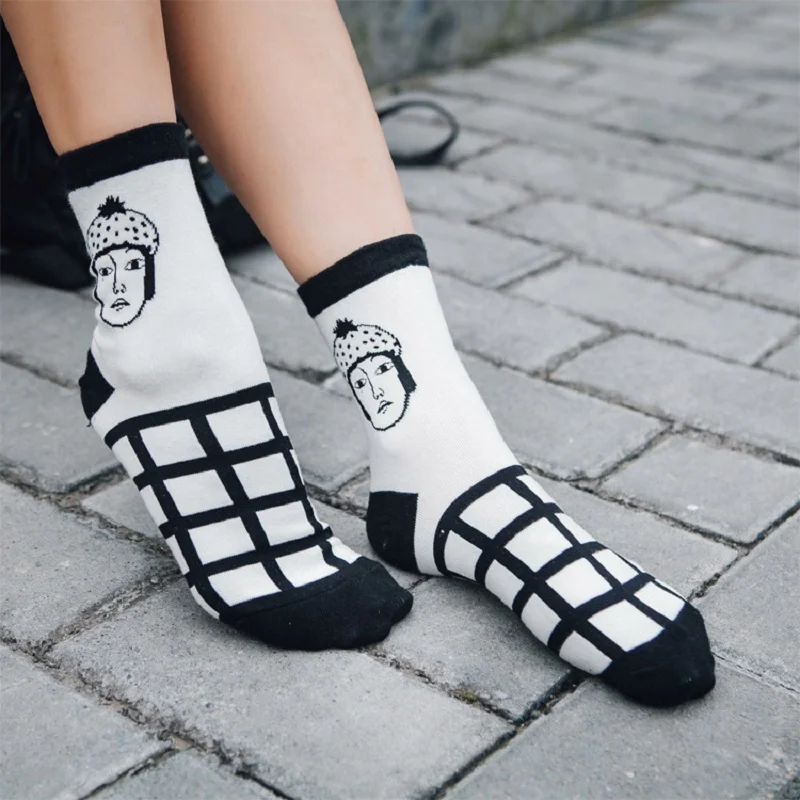 Однотонные Хлопковые женские носки Harajuku забавные креативные черно белые в