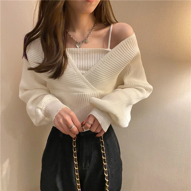 

Dreamlikelin Spring Autumn Women V Neck Sweater Short Knitted Tops Fake Two Pieces Pullovers Korean Fashion Long Sleeve Top